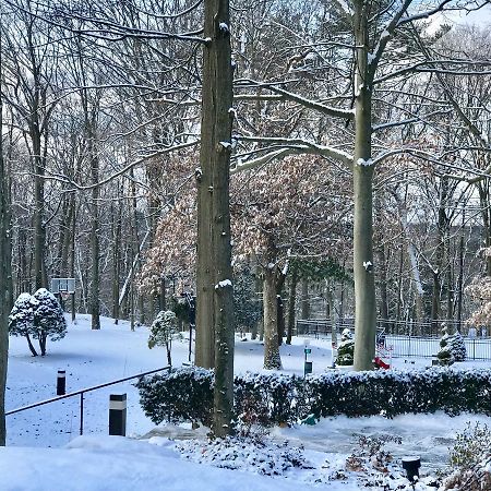 Hilton Westchester Rye Brook Exterior photo