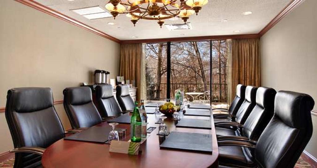 Hilton Westchester Rye Brook Exterior photo