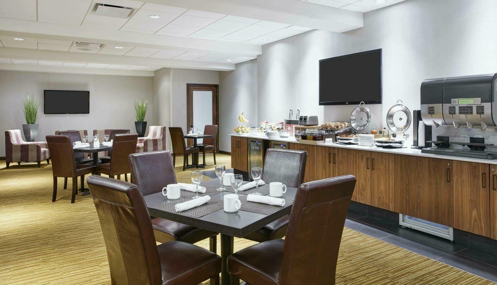 Hilton Westchester Rye Brook Exterior photo
